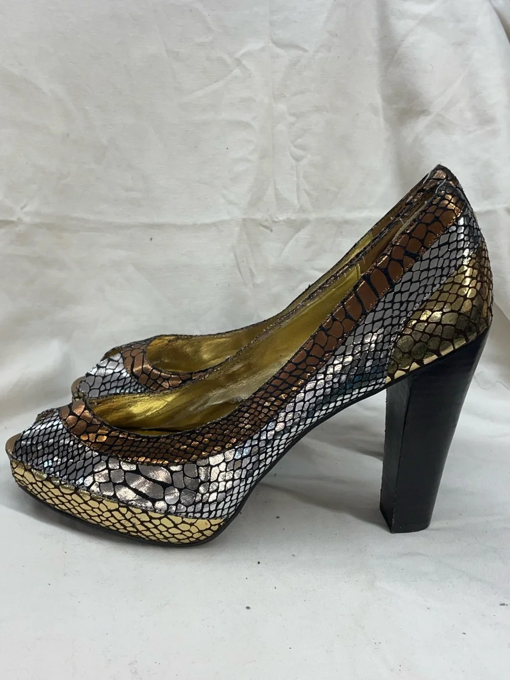 Nadara Metallic Copper & Silver Peep-Toe platform Pumps ladies sz 11